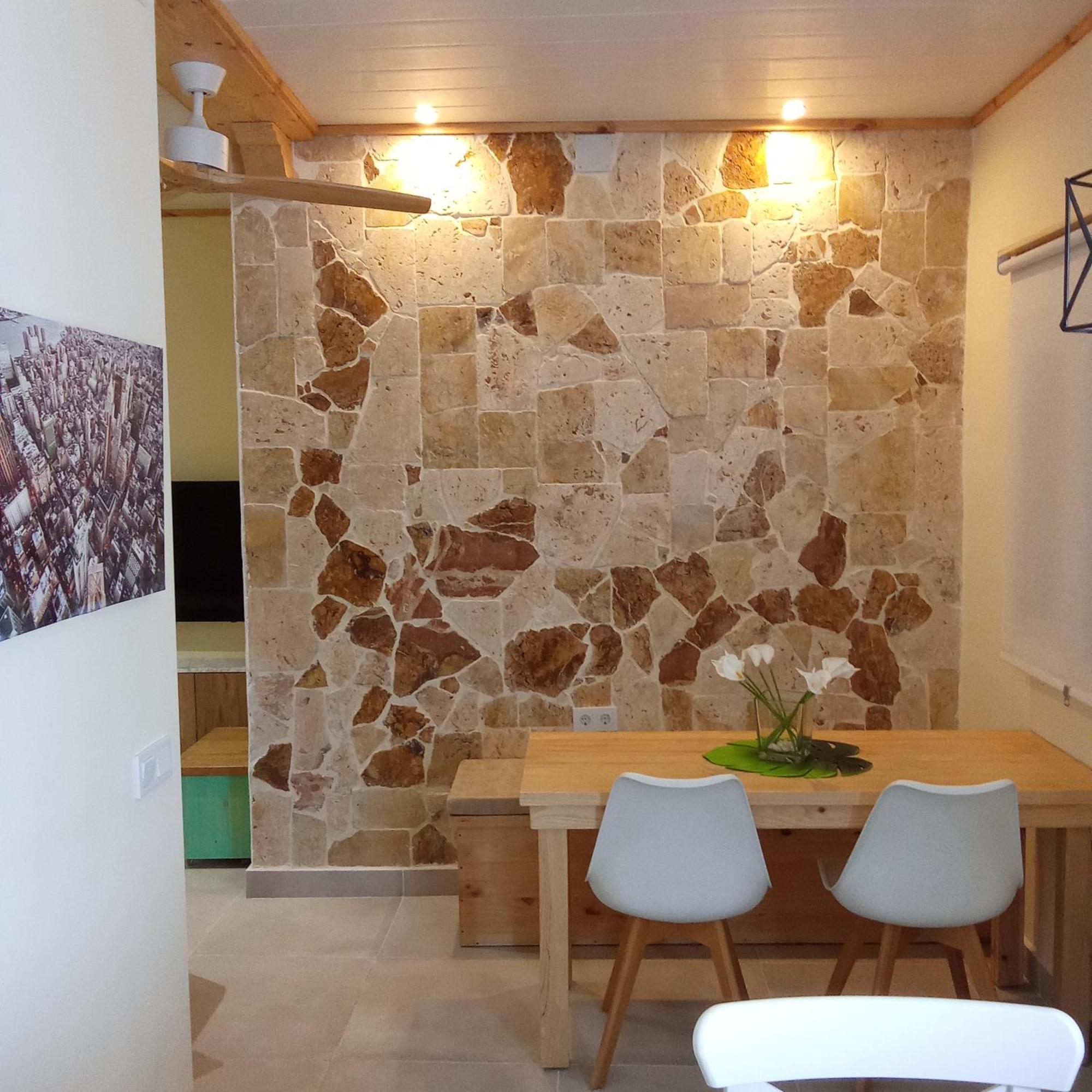 Oasis En La Ciudad Apartment Malaga Luaran gambar